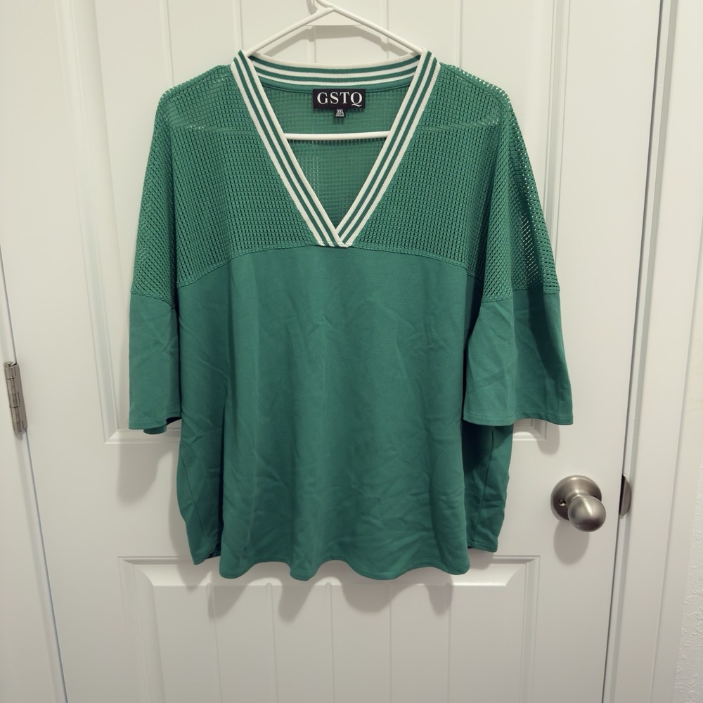 GSTQ Women's Shirt Vneck Mesh Top Solid Bottom Short Sleeve Size 3XL